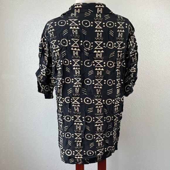 Classiques for Nordstroms Silk Buttond Down Shirt Size S EUC - Picture 4 of 5